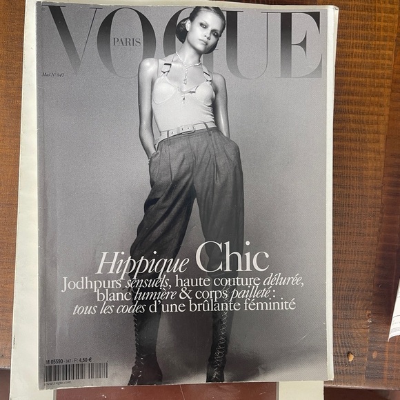 Vogue Paris 847 May 2004 - Picture 1 of 1